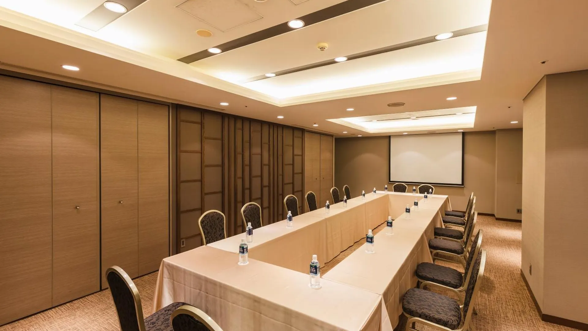 טוקיו Hotel Sunroute Plaza Shinjuku יפן