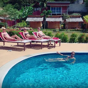 ** Hotel Chom Dao Tajlandia