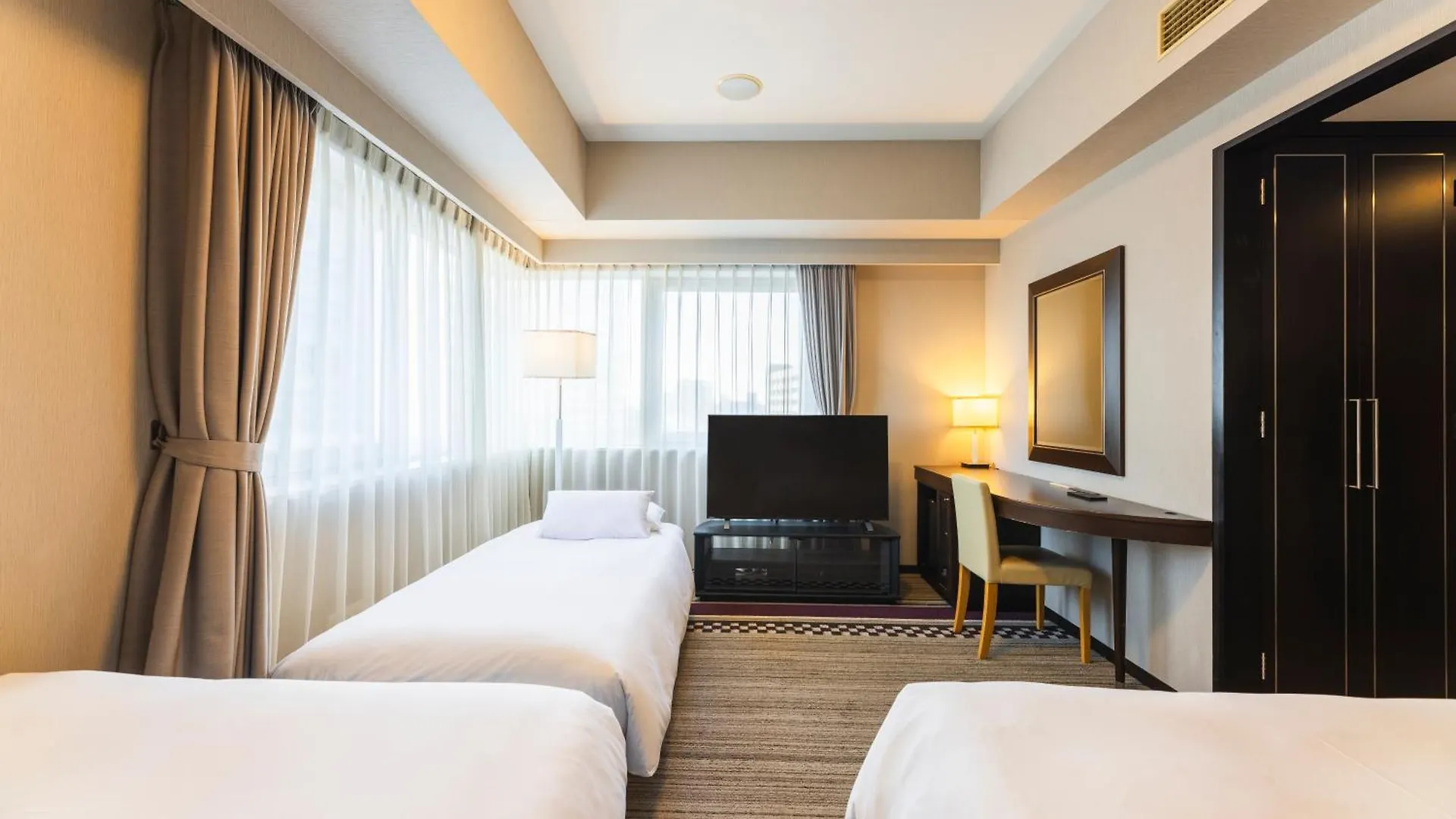 Hotel Sunroute Plaza Shinjuku Tokyo 4*,